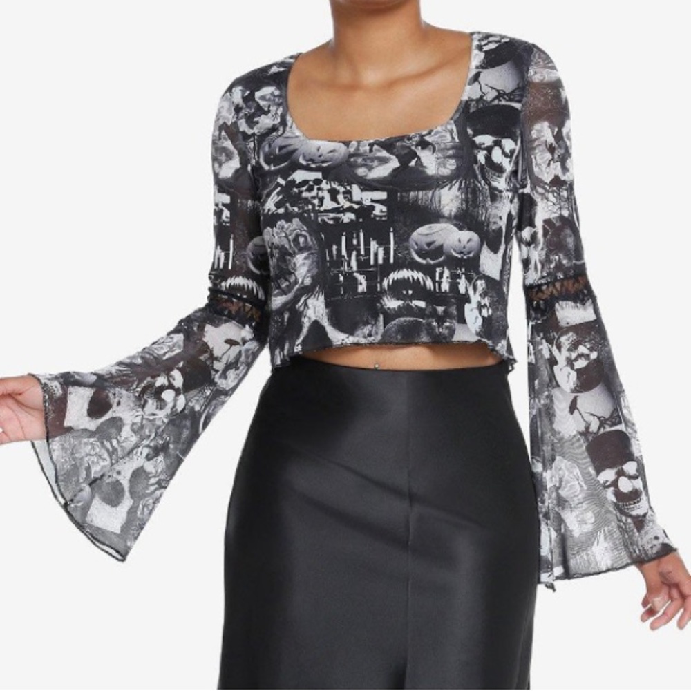 Social Collision Sleepy Hallow Collage Bell Sleeve Crop Top Hot Topic Halloween